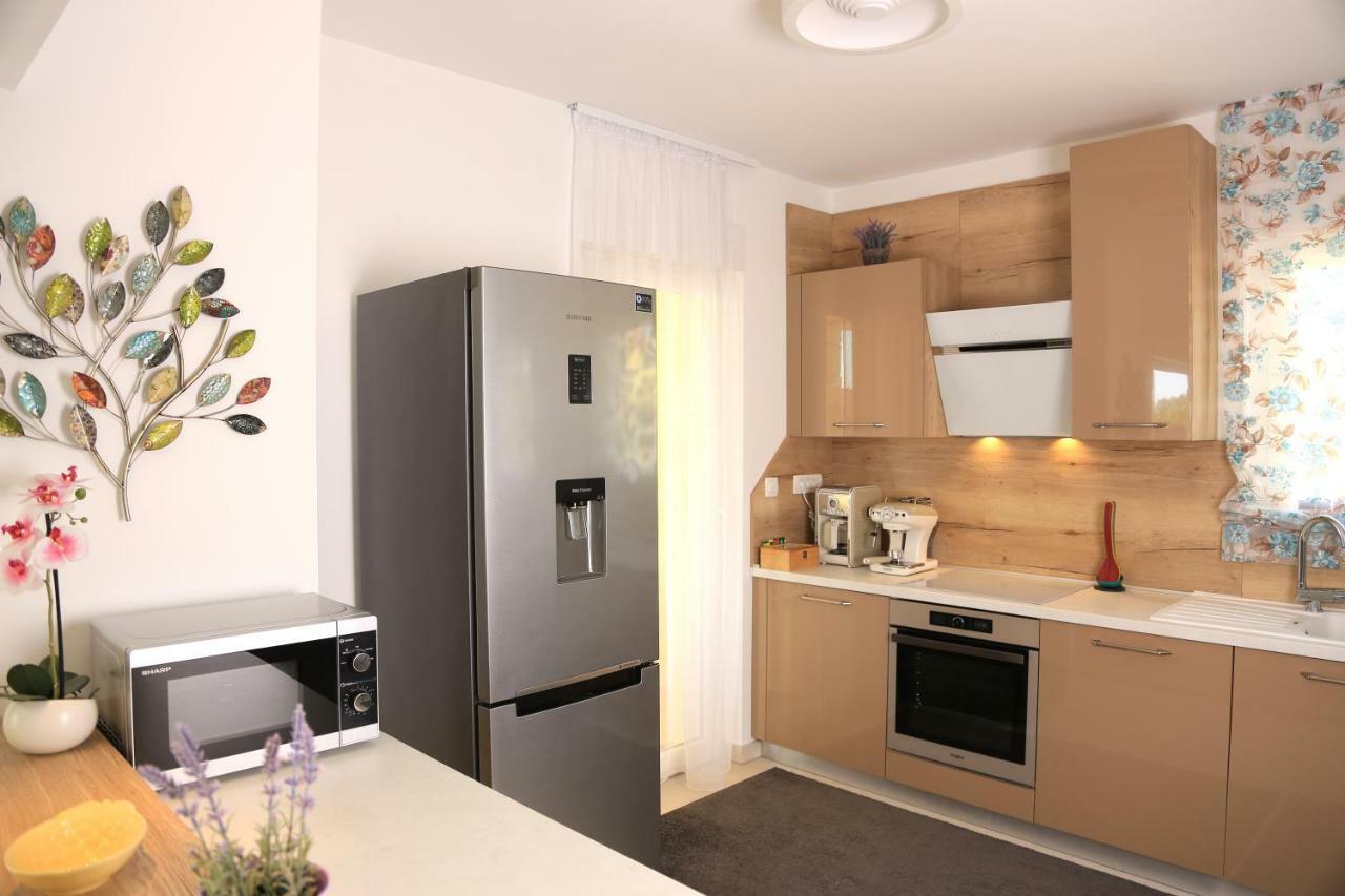 Luxury Villa Lidija Brzac Luaran gambar
